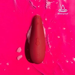 Бесконтактный клиторальный стимулятор Womanizer Marilyn Monroe ярко-красный - фото 25677